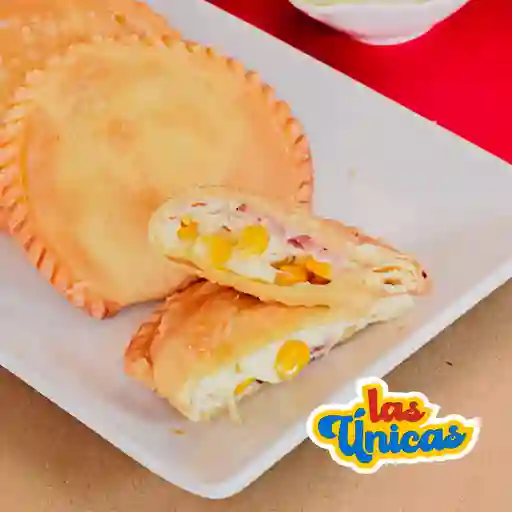 Empanada maíz y tocineta