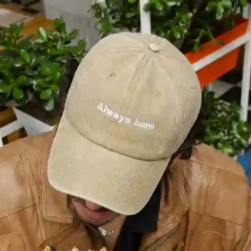 Gorra Always Here (caqui)