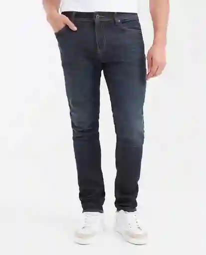 Jean Slim Fit- Famous Azul Dark Ultraoscuro T 32/32 Chevignon