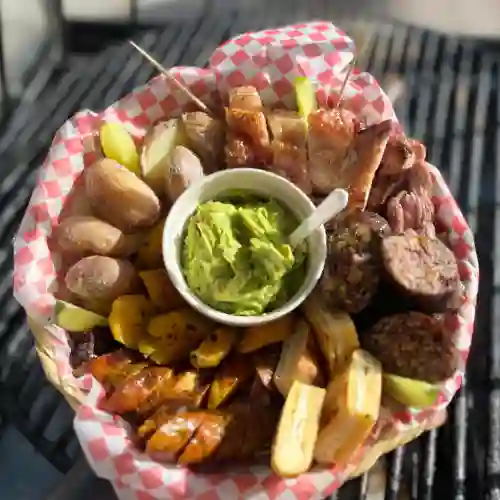 1300 Grs - Picada Enchicharronada