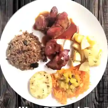 Almuerzo con Costillas Al Barril