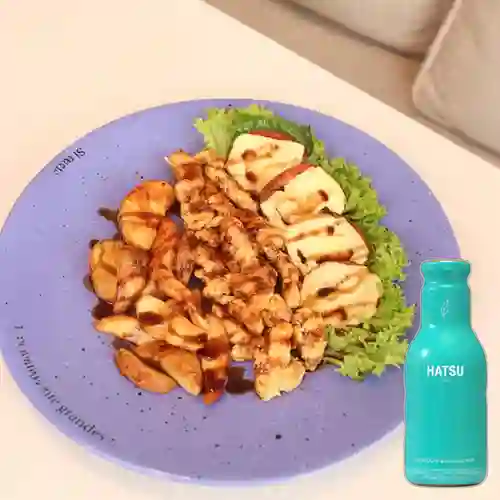 Combo Pollo Caprese + Hatsu Azul 400 ml
