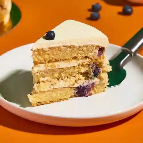 Porción Torta Arandanos