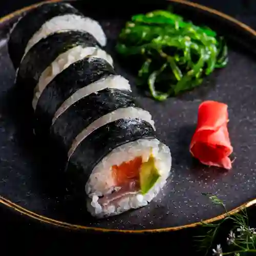 Medio Sake Maguro Maki