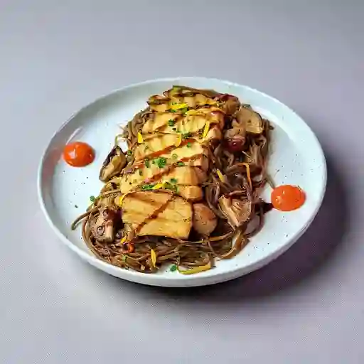 Yakisoba Pollo