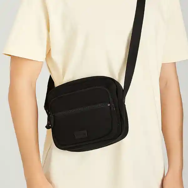 Bolso Crossbody Serie Neutral Style Negro Miniso