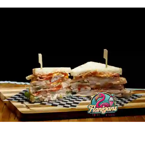 Sándwich Club House