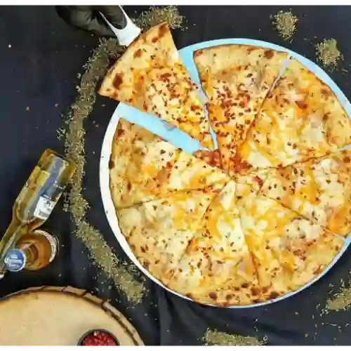 Pizza Estofada de Pollo