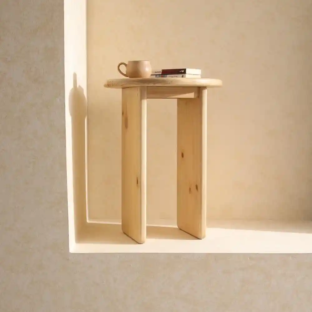 Mesa Auxiliar Redonda Madera Finlandek Diamantina