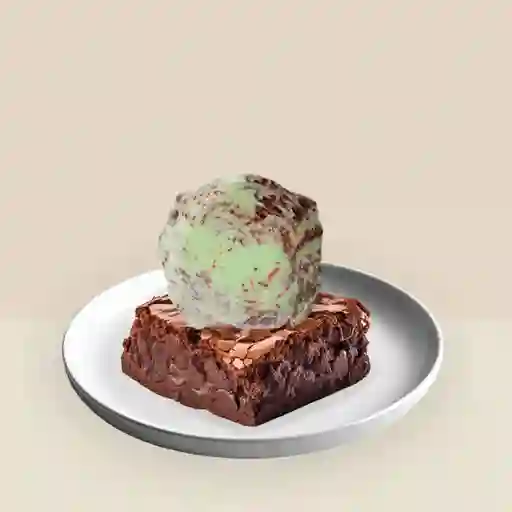 Brownie Con Helado De Menta Chocolate