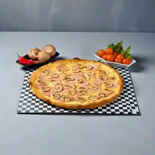 Pizza Jamon Champiñones mediana