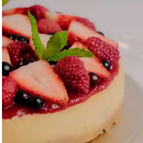 Porción Cheesecake de Frutos Rojos