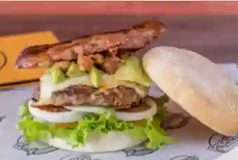 Hamburguesa Montañera + Gaseosa BF