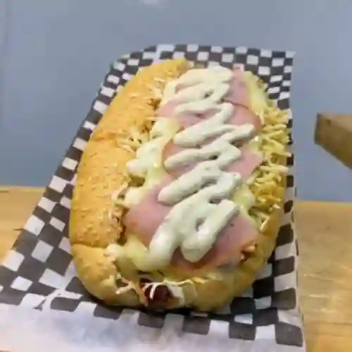Perro Caliente Suizo Hawaiano