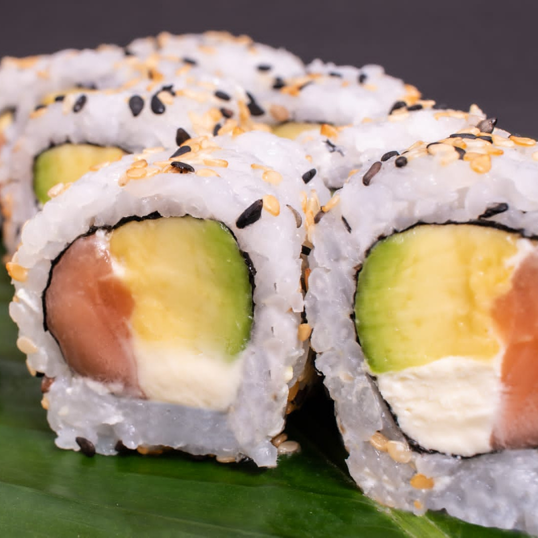 Sushi roll philadelphia