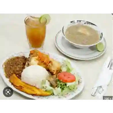Almuerzo Casero