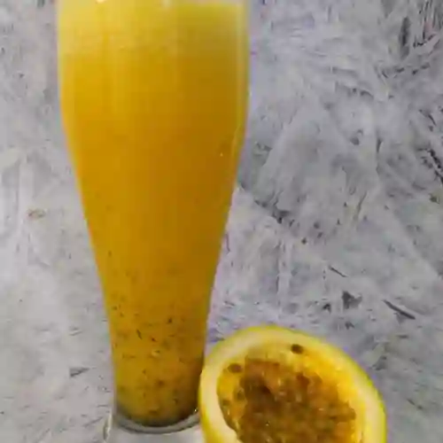 Jugo Maracuya en Agua