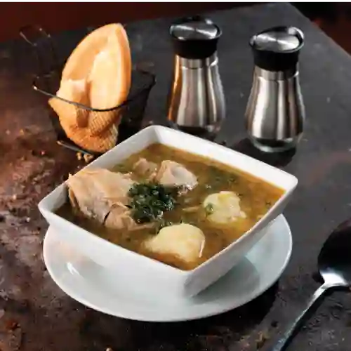 Caldo de Pollo