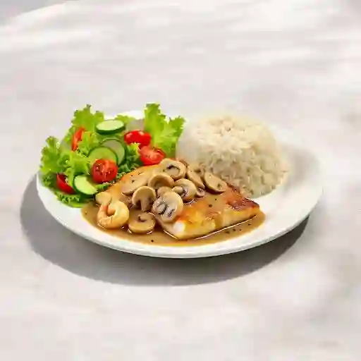 Trucha En Salsa De Champinones Y Camarones