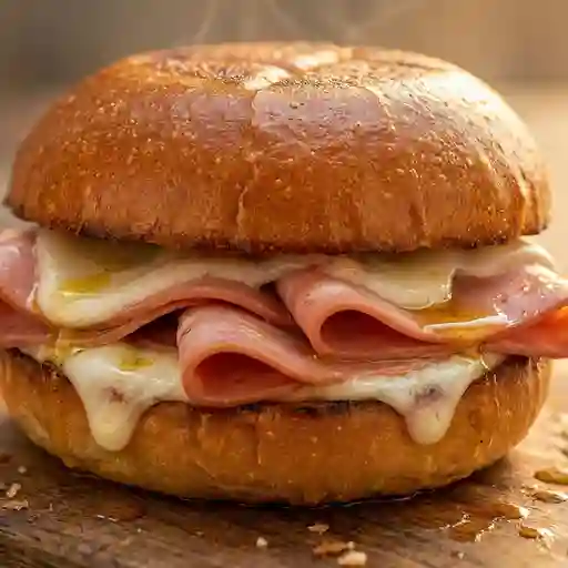 Sandwich de mortadela mozzarella fundido