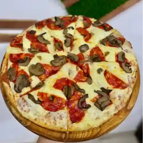 Especial de Champiñon (12 Porciones)40cm