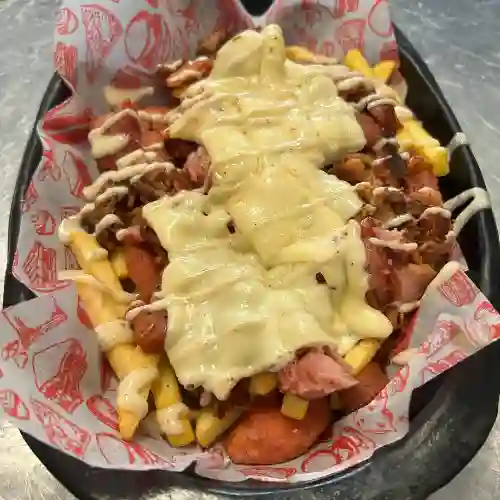 Salchipapa Greñuda