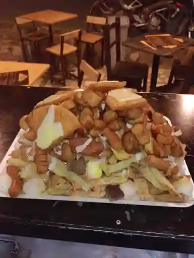 Mandi picada búfalo para 4