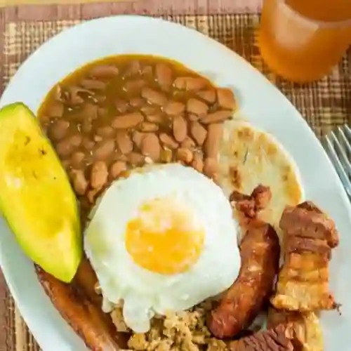 Bandeja Paisa