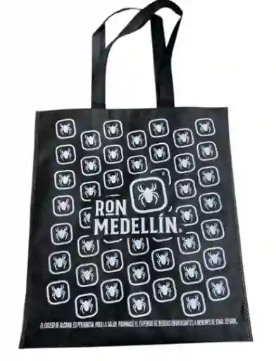 Ron Medellín Bolsa Negra