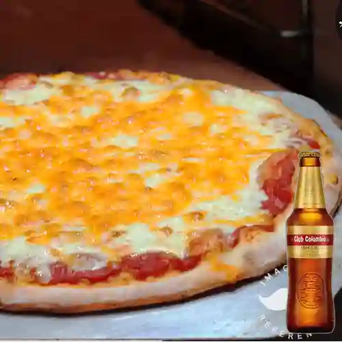 Combo Pizza 3 Quesos Personal + Club Col. Dorada 330ml