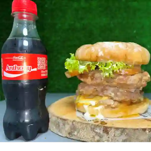 Hamburguesa Clasica Triple + Gaseosa 400 ml