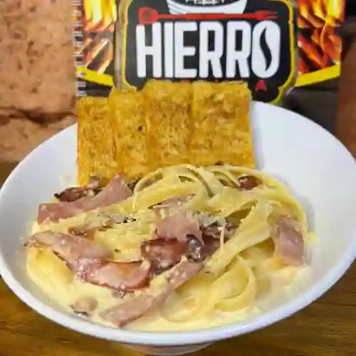 Fetuchini a la Carbonara