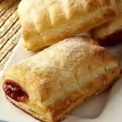 Pastel de bocadillo (tiple)