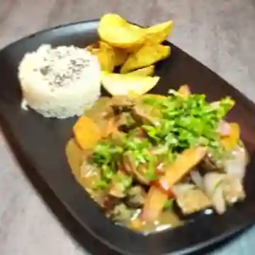 Lomo Saltado
