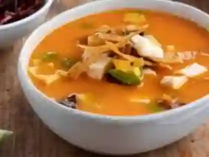 Sopa de Tortillas