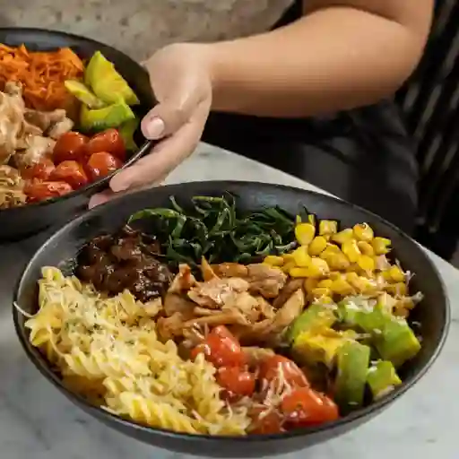 Bowl De Pollo Y Vegetales Mixtos