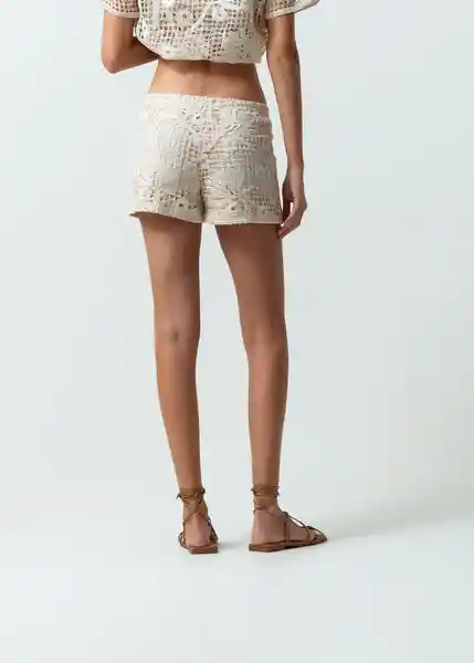 Short Mujer Crudo Marfil Claro T S 452G042 Naf Naf