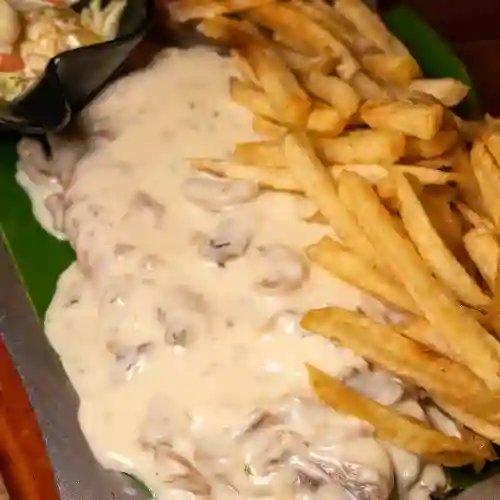 Filete en Salsa de Champiñones