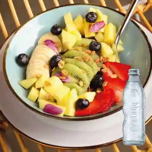 Combo Bowl de Frutas + Soda Breta��a 300Ml