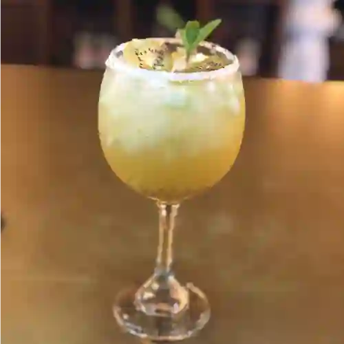 ⁠Soda Frutos Verdes 450 ml