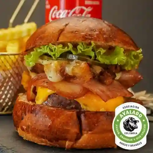 Hamburguesa Vulcanic+ Papas+bebida 250ml