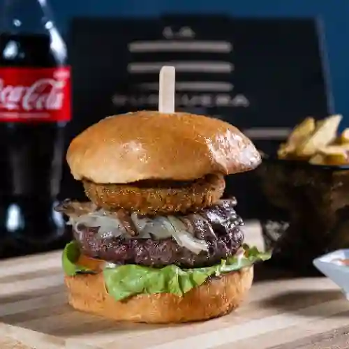Combo Hamburguesa en Salsa de Pimienta y Bebida
