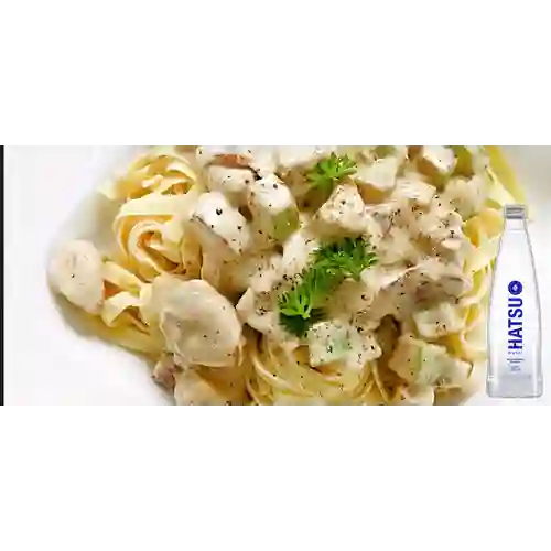 Combo Pasta Focaccia + Agua Hatsu sin Gas 300 ml