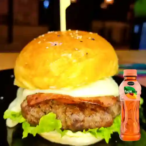 Combo Hamburguesa Quesuda + Fuze Tea Durazno 400ML