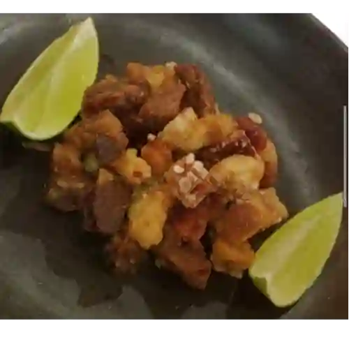 Porción de Chicharrón (4onz)