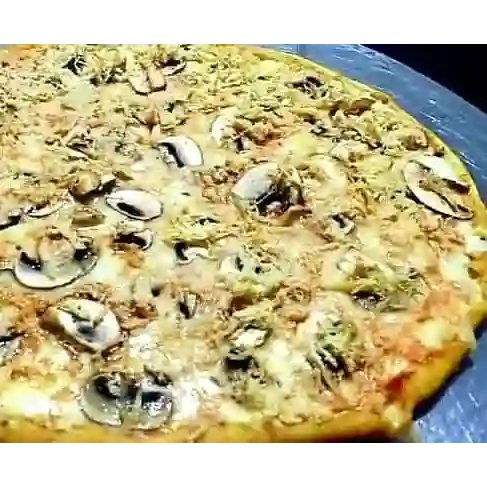 Pizza Pollo y Champiñones (Peq de 30 Cm)