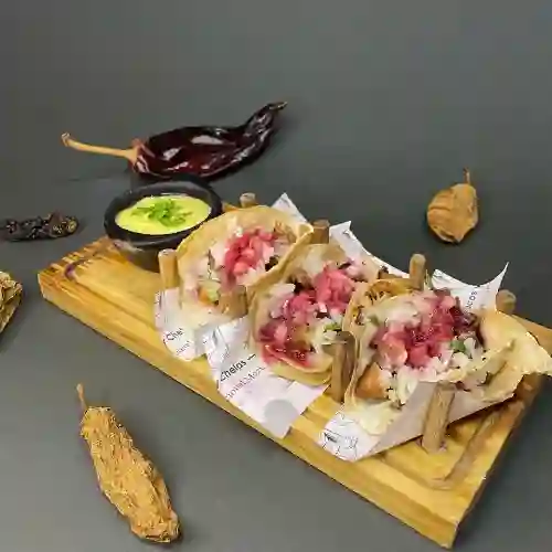 Tacos de Chicharrón X3 Und