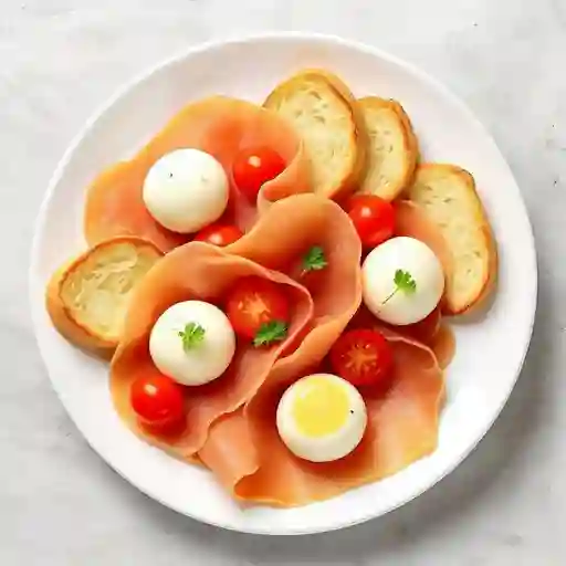 Jamon Serrano y Bocconcini