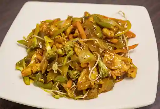 Chop Suey con Pollo