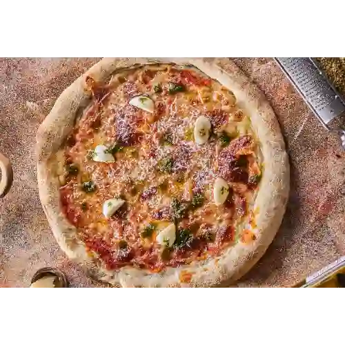 Pizza Margherita Suprema + Coca Cola